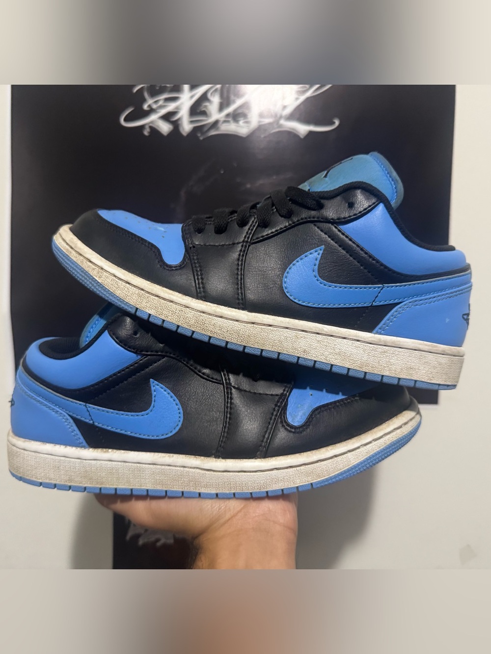 Nike Air Jordan 1 low black university blue size 7.5